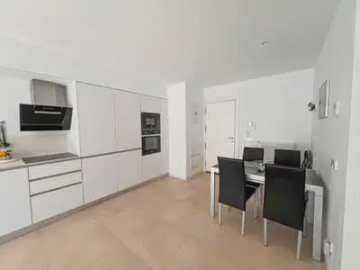 Apartamento de 2 habitaciones en Los Balcones en venta con piscina garaje - 310.000 € (Ref: 10135650)