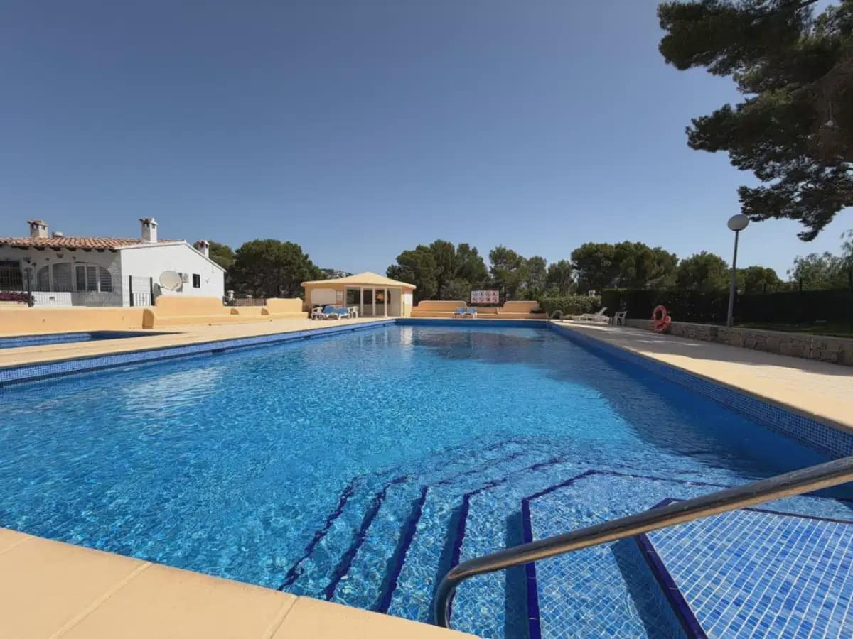 2 soverom Hus til salgs i Moraira med svømmebasseng garasje - € 329 000 (Ref: 10140102)