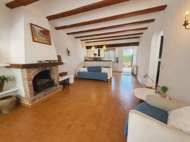2 sypialnia Dom na sprzedaż w Moraira, Teulada-Moraira z basenem garażem - 329 000 € (Ref: 10140102)