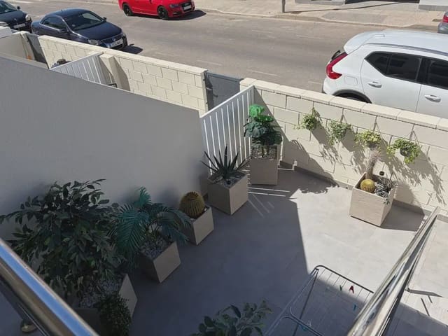 3 chambre Maison de Ville à vendre à Benijófar avec piscine garage - 324 950 € (Ref: 10140104)