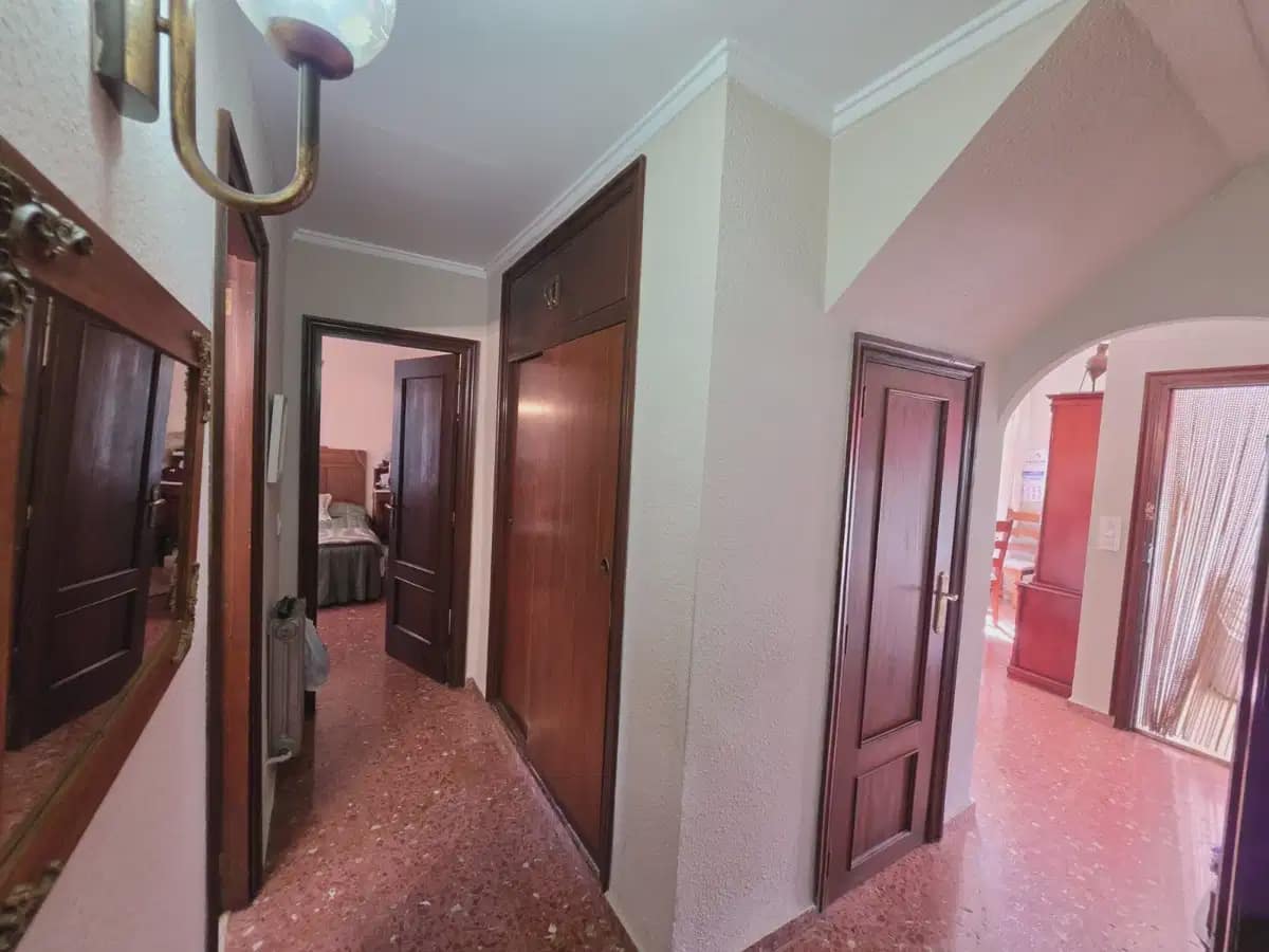 6 soverom Villa til salgs i Elda med svømmebasseng garasje - € 349 995 (Ref: 10147401)