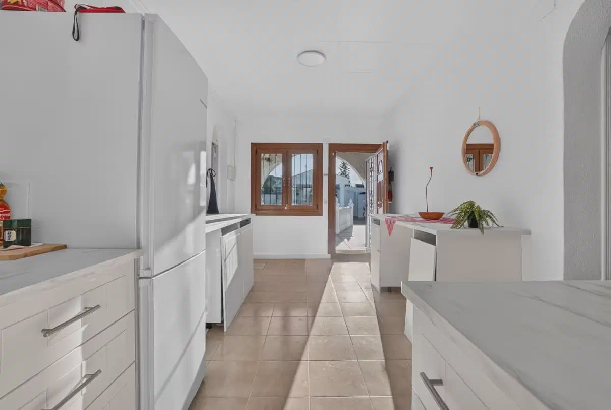 3 soverom Villa til salgs i Torrevieja med svømmebasseng - € 349 000 (Ref: 10147403)