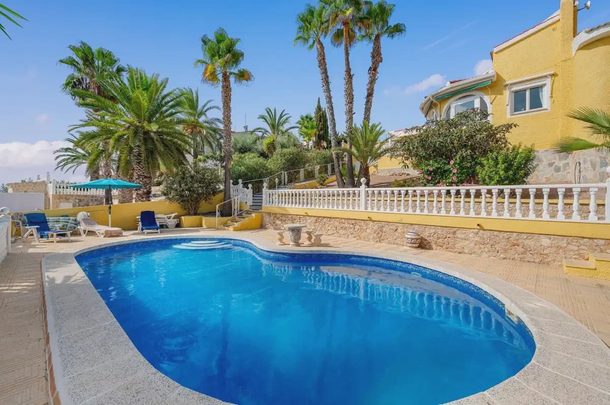 2 bedroom Villa for sale in Rojales with pool - € 385,000 (Ref: 10153267)