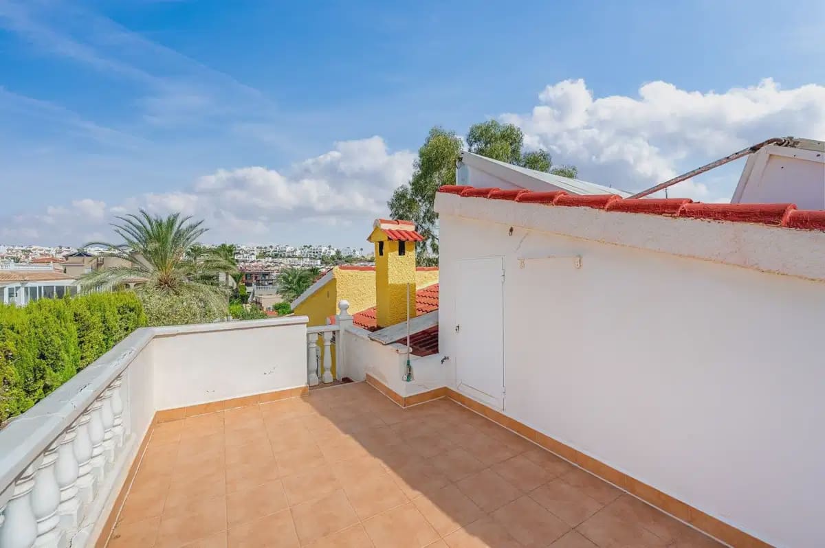 2 bedroom Villa for sale in Rojales with pool - € 385,000 (Ref: 10153267)