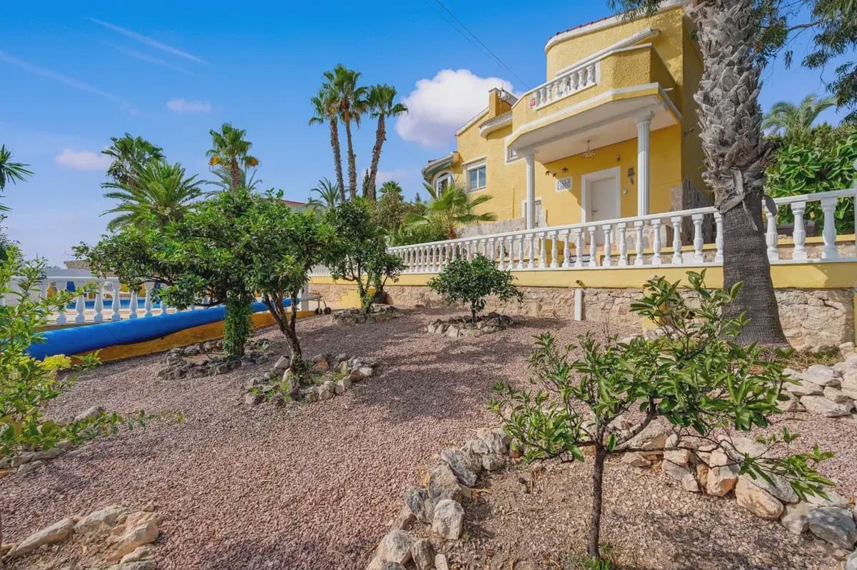 2 bedroom Villa for sale in Rojales with pool - € 385,000 (Ref: 10153267)