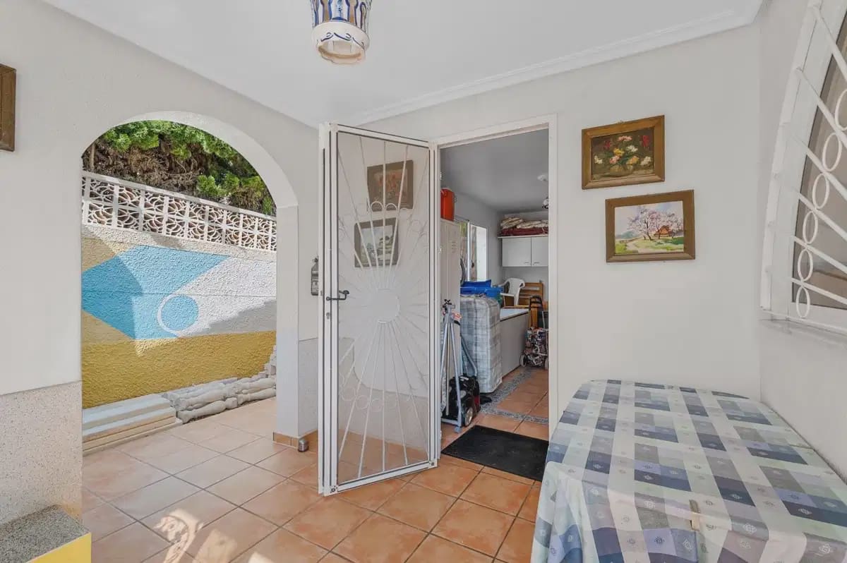 2 bedroom Villa for sale in Rojales with pool - € 385,000 (Ref: 10153267)