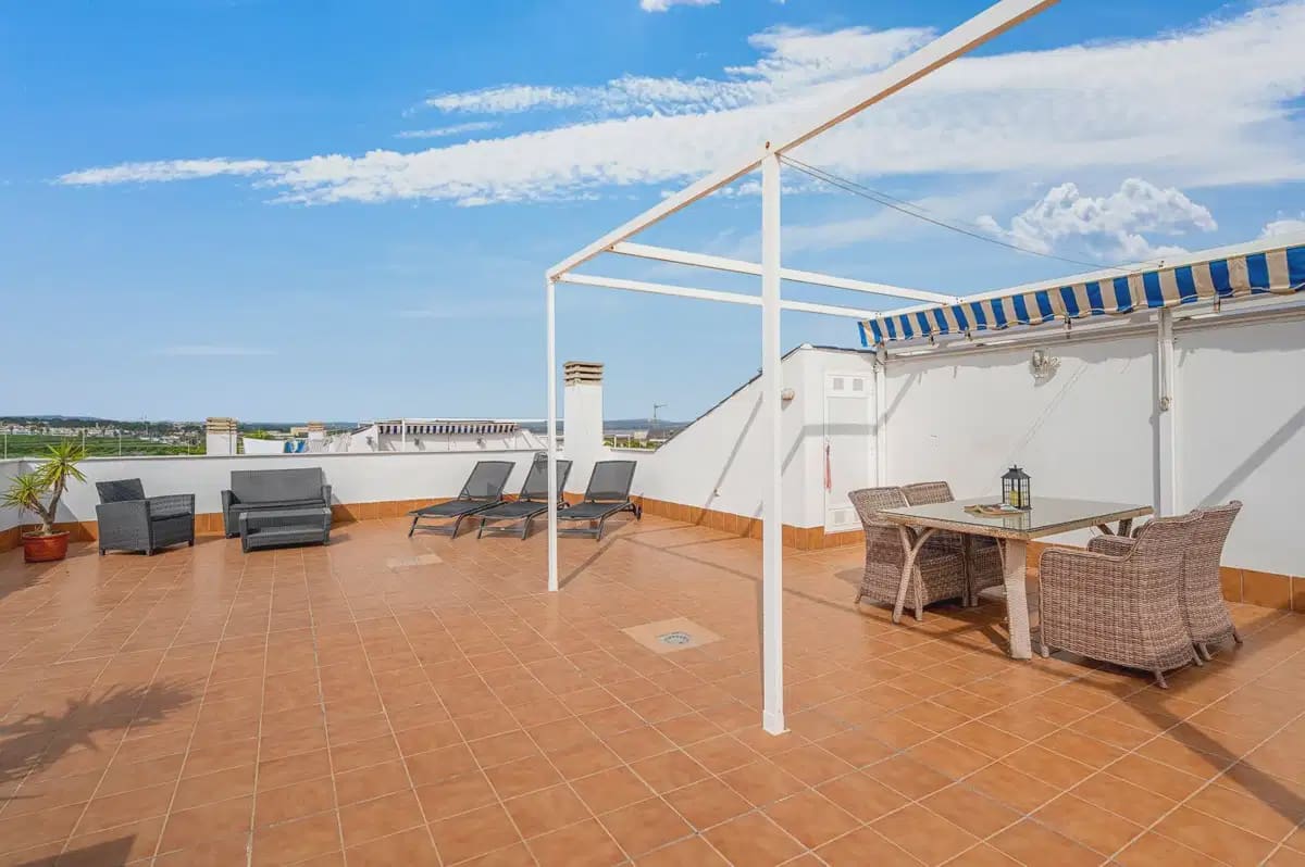 3 soverom Leilighet til salgs i Torrevieja med svømmebasseng garasje - € 385 000 (Ref: 10153268)