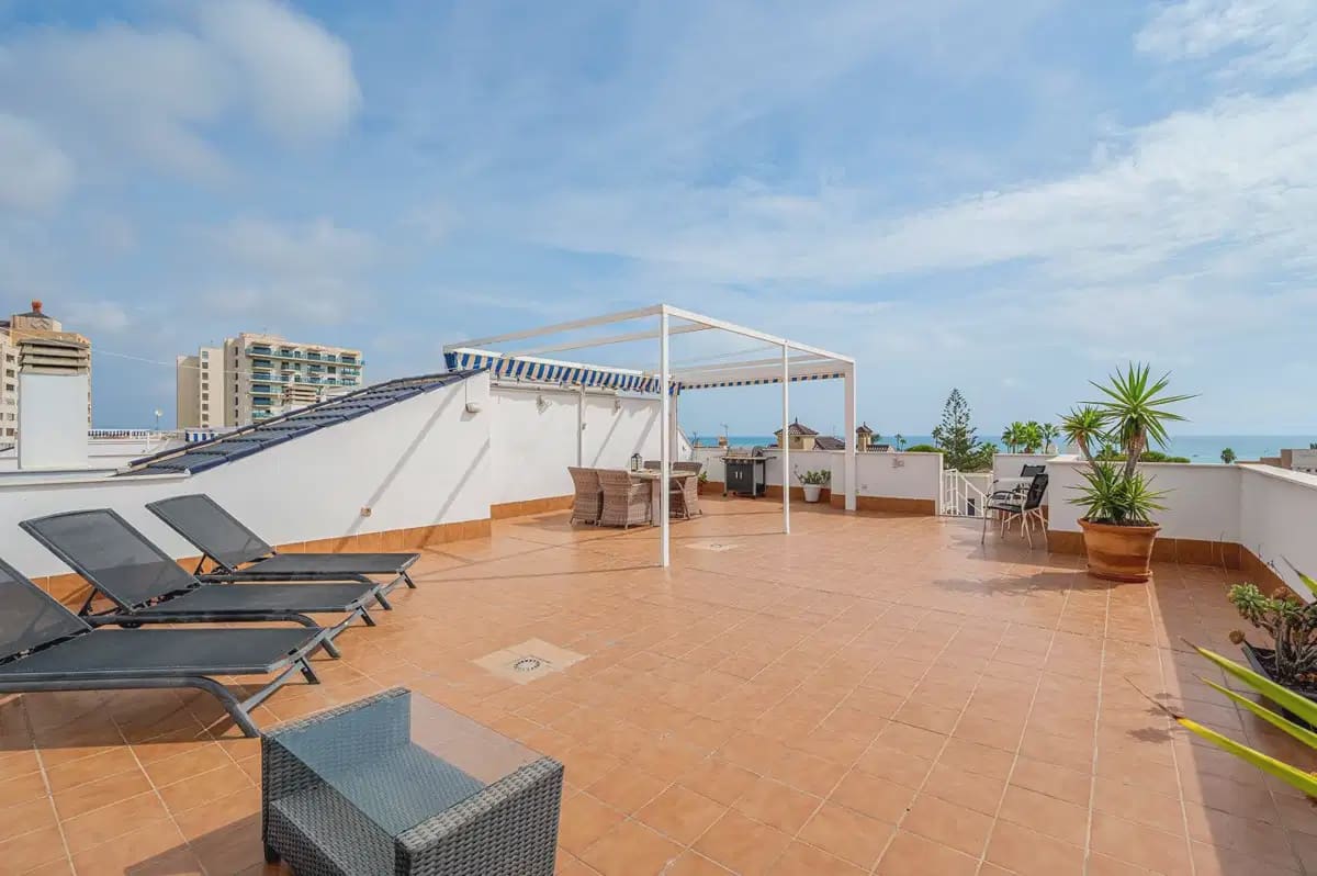3 soverom Leilighet til salgs i Torrevieja med svømmebasseng garasje - € 385 000 (Ref: 10153268)