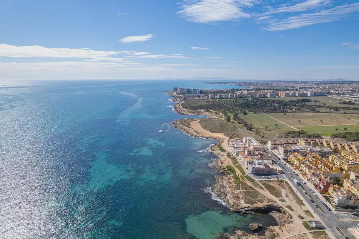 3 soverom Leilighet til salgs i Torrevieja med svømmebasseng garasje - € 385 000 (Ref: 10153268)