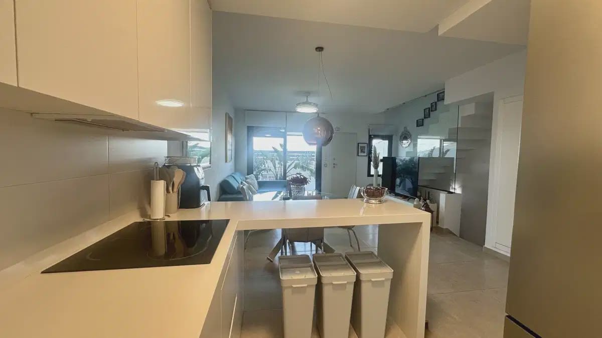 Casa de 3 habitaciones en Villamartin en venta con piscina garaje - 395.000 € (Ref: 10160850)