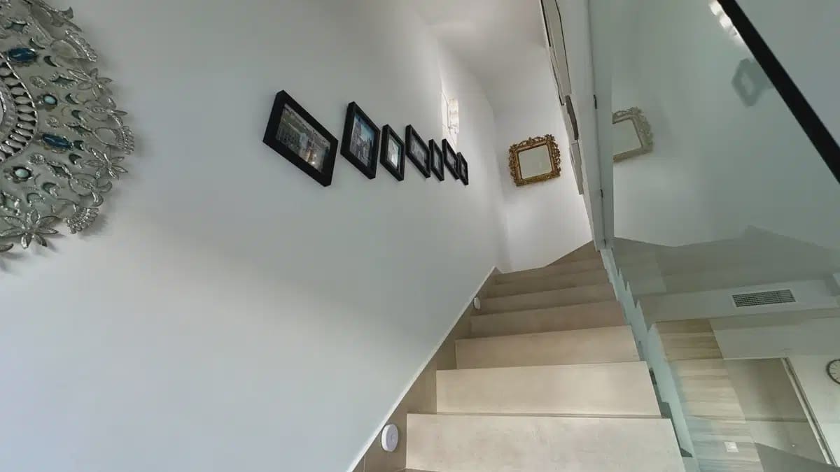 Casa de 3 habitaciones en Villamartin en venta con piscina garaje - 395.000 € (Ref: 10160850)