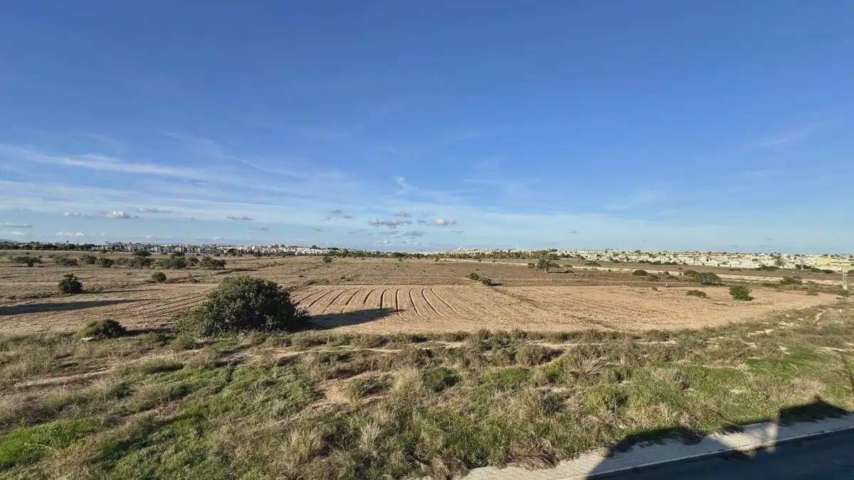 Casa de 3 habitaciones en Villamartin en venta con piscina garaje - 395.000 € (Ref: 10160850)