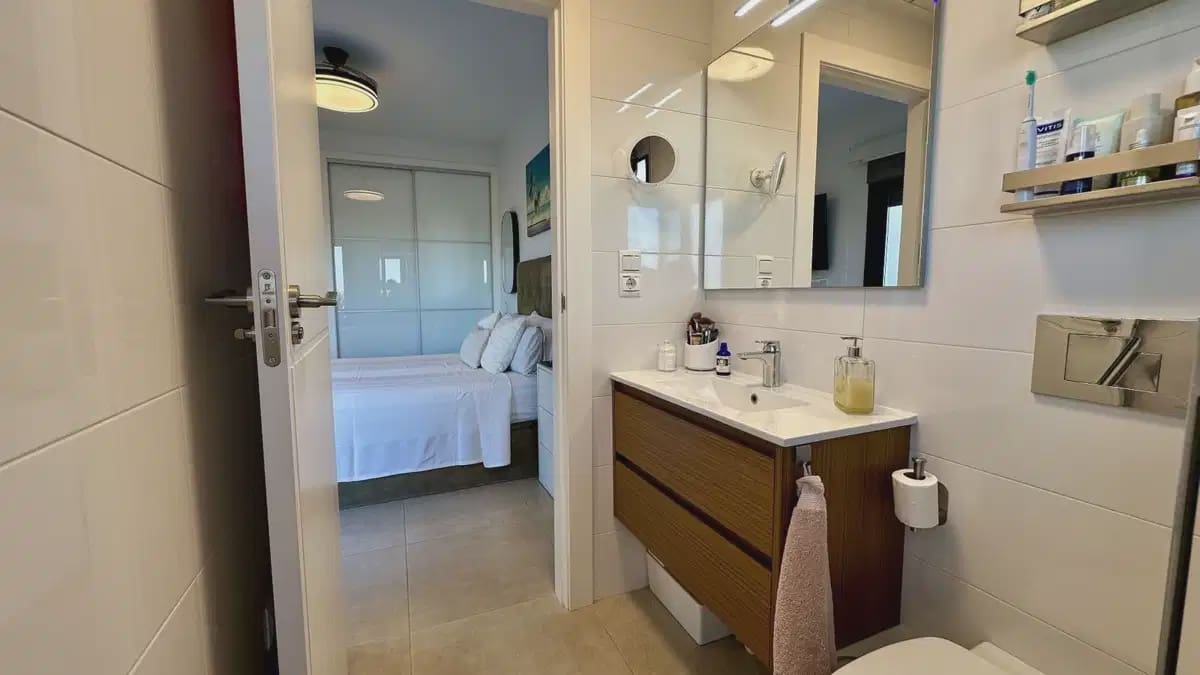 Casa de 3 habitaciones en Villamartin en venta con piscina garaje - 395.000 € (Ref: 10160850)