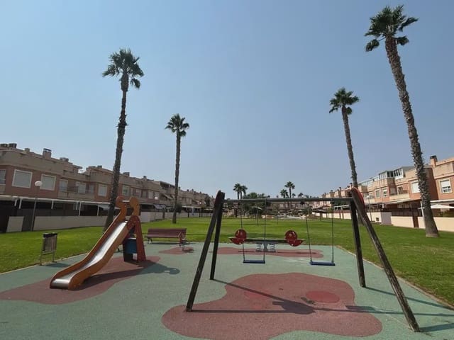 Chalet de 3 habitaciones en Gran Alacant, Santa Pola en venta con piscina garaje - 390.000 € (Ref: 10160851)