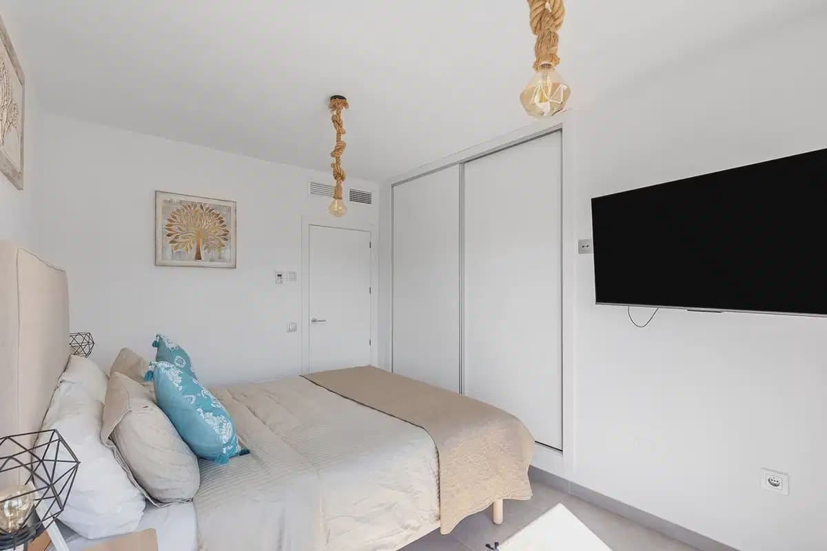 3 slaapkamer Villa te koop in Entre Naranjos met zwembad garage - € 395.000 (Ref: 10160852)