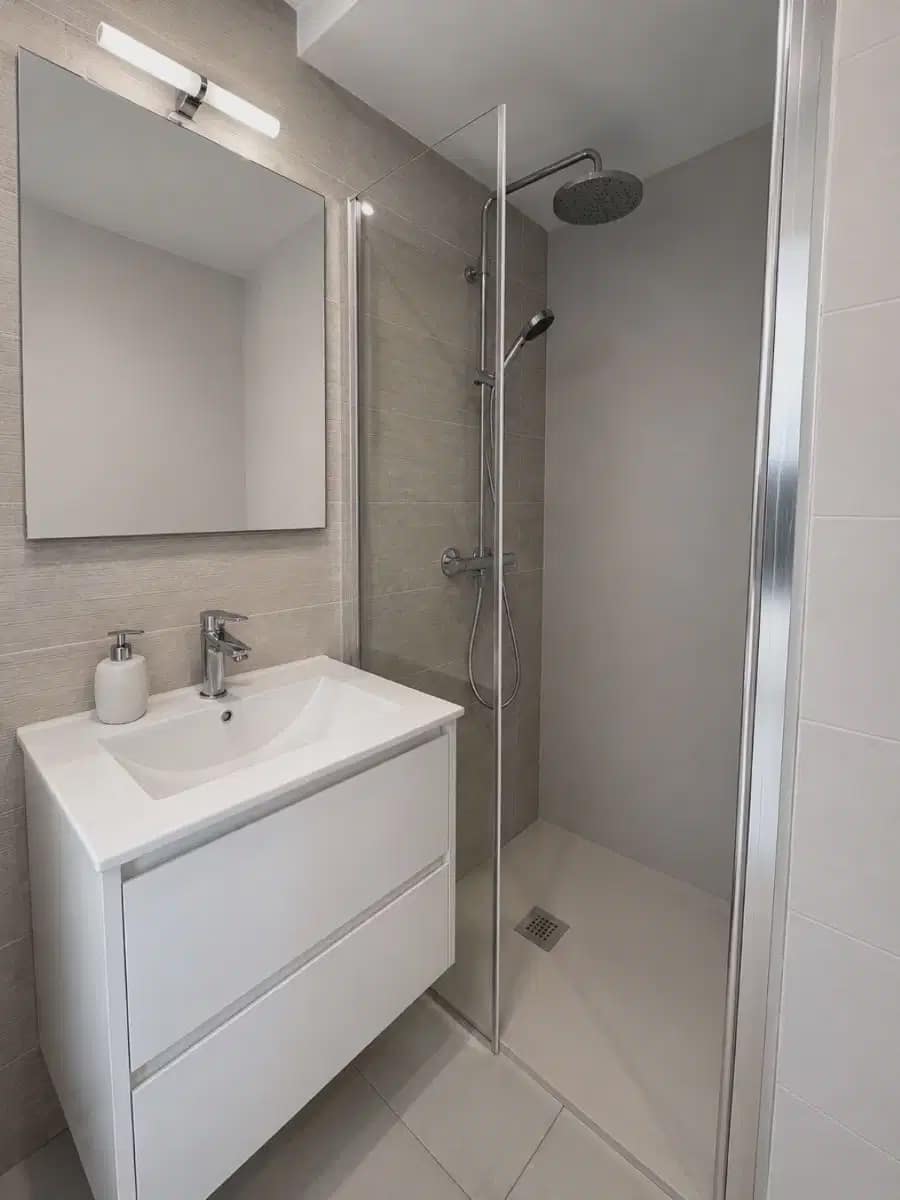 3 soverom Villa til salgs i Torrevieja med svømmebasseng garasje - € 429 000 (Ref: 10160858)