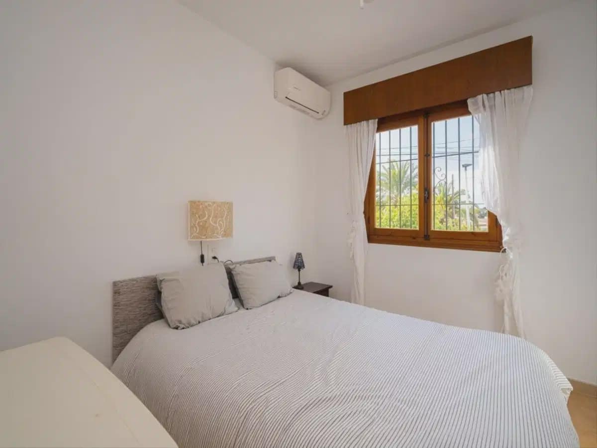 2 bedroom Townhouse for sale in Albir with pool garage - € 425,000 (Ref: 10160859)