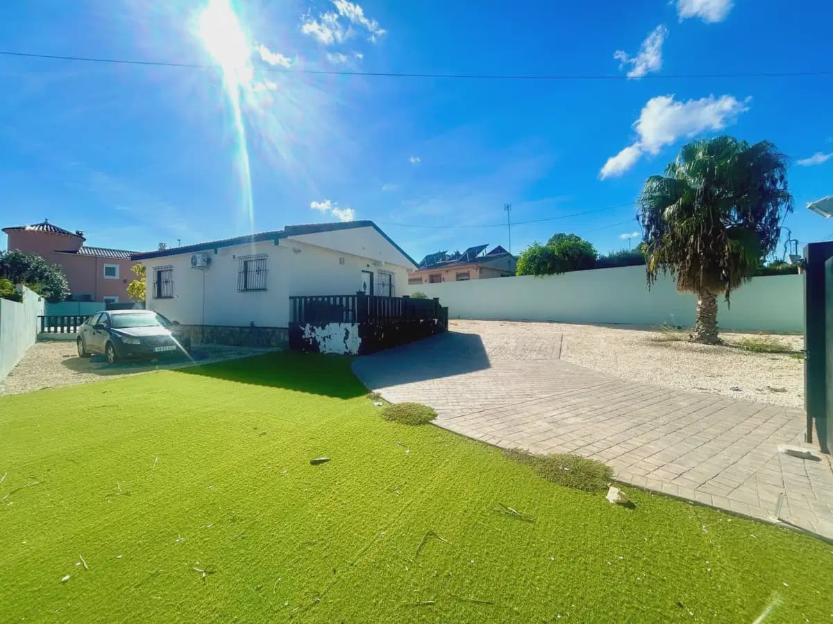 2 bedroom Villa for sale in Pinar de Campoverde with pool - € 295,000 (Ref: 10163683)