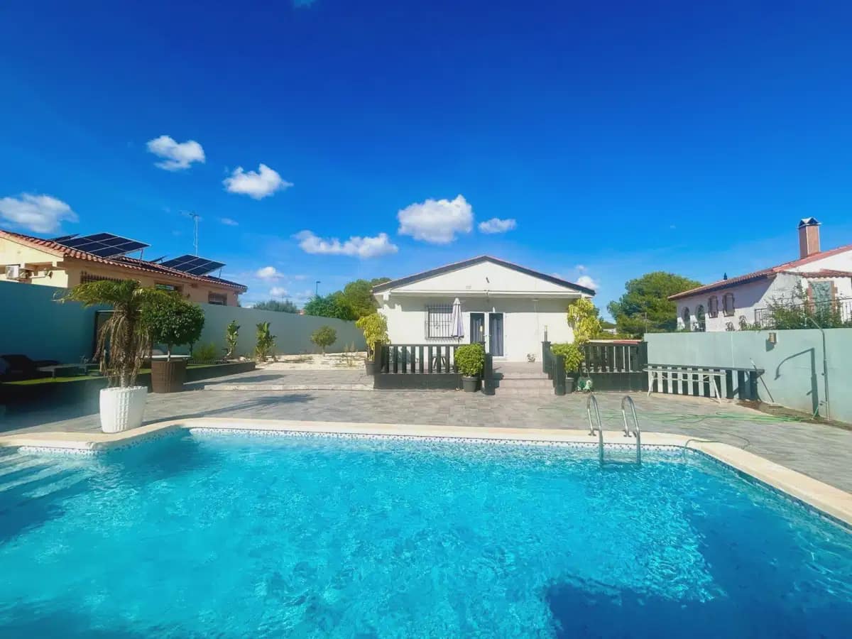 2 bedroom Villa for sale in Pinar de Campoverde with pool - € 295,000 (Ref: 10163683)