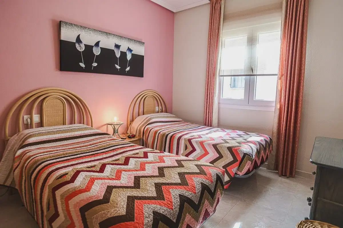 2 bedroom Villa for sale in Los Altos with pool garage - € 285,000 (Ref: 10163690)