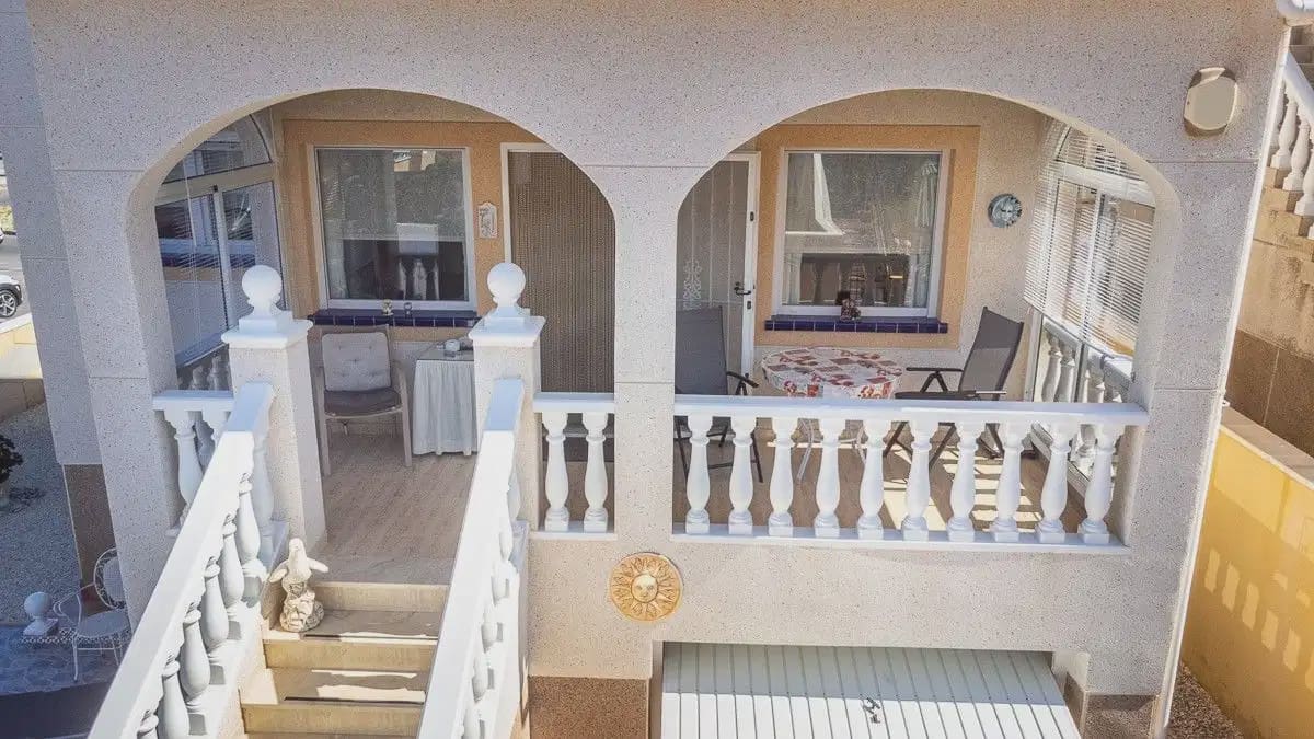 2 bedroom Villa for sale in Los Altos with pool garage - € 285,000 (Ref: 10163690)