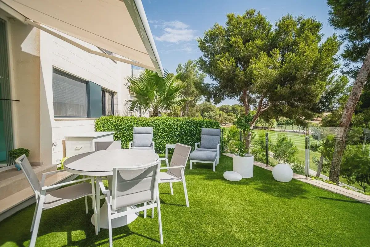 2 bedroom Apartment for sale in Pilar de la Horadada with pool garage - € 299,950 (Ref: 10163693)