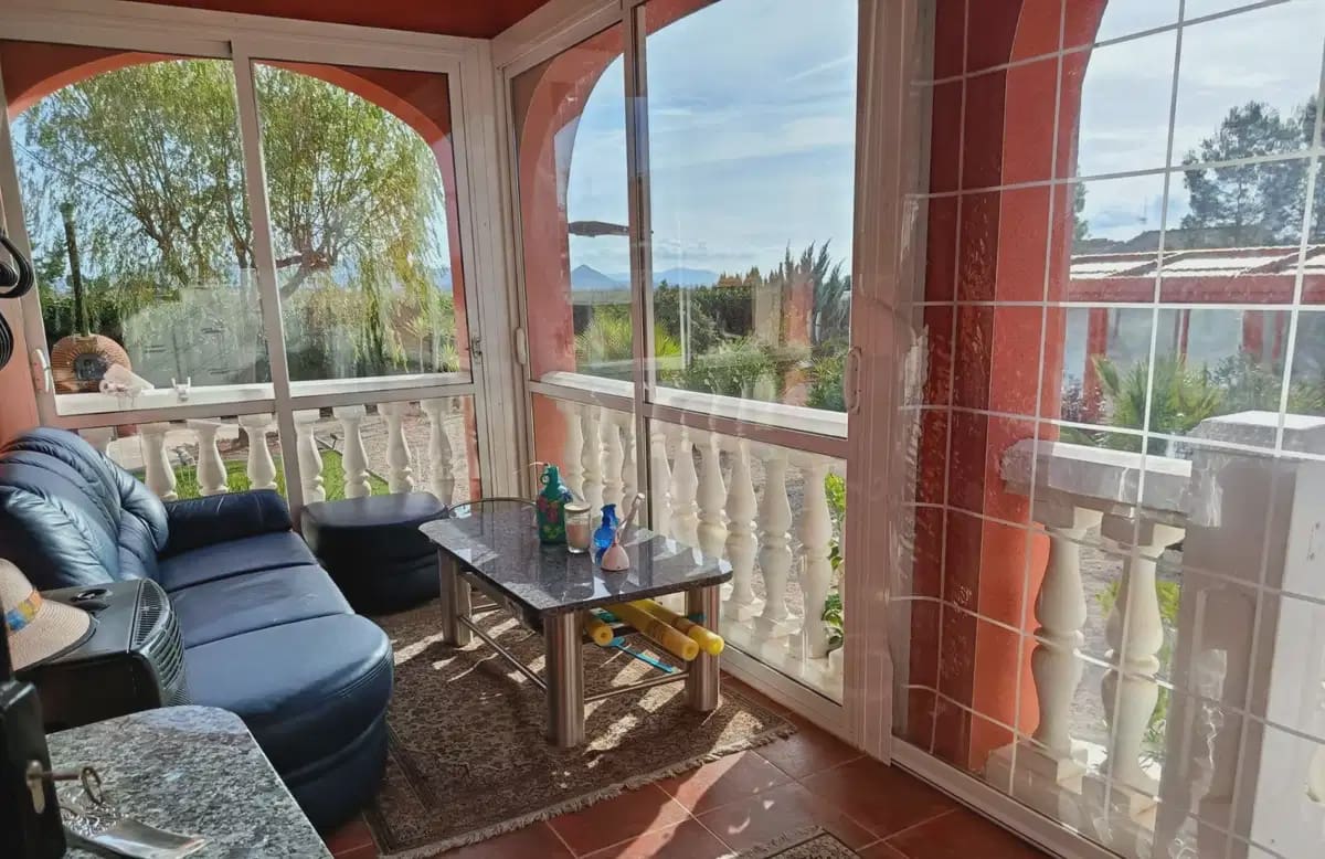3 soveværelse Finca/Landehus til salg i Pinoso med swimmingpool garage - € 299.995 (Ref: 10163694)