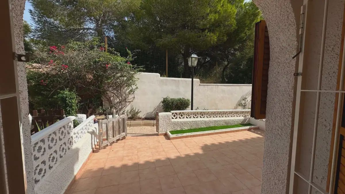 Casa de 3 habitaciones en Playa Flamenca en venta - 289.000 € (Ref: 10163695)