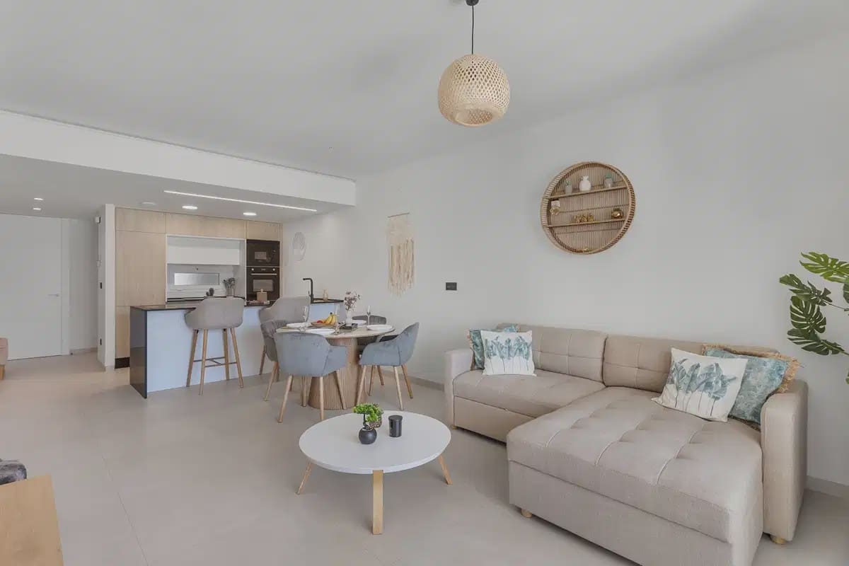 2 soveværelse Lejlighed til salg i El Raso med swimmingpool garage - € 295.000 (Ref: 10163700)