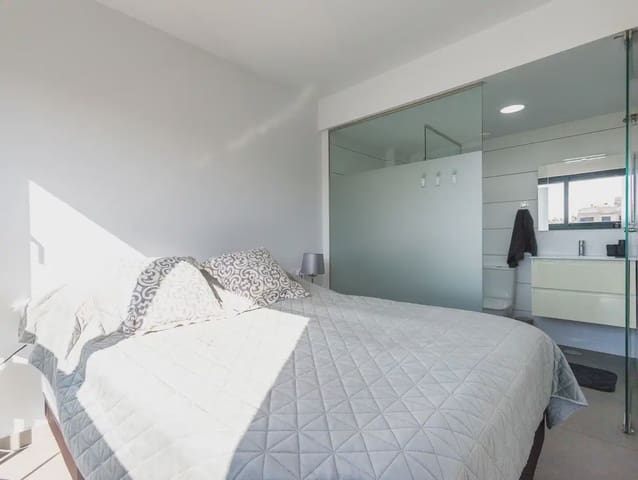 2 chambre Penthouse à vendre à Villamartin, Orihuela avec piscine garage - 289 000 € (Ref: 10163702)