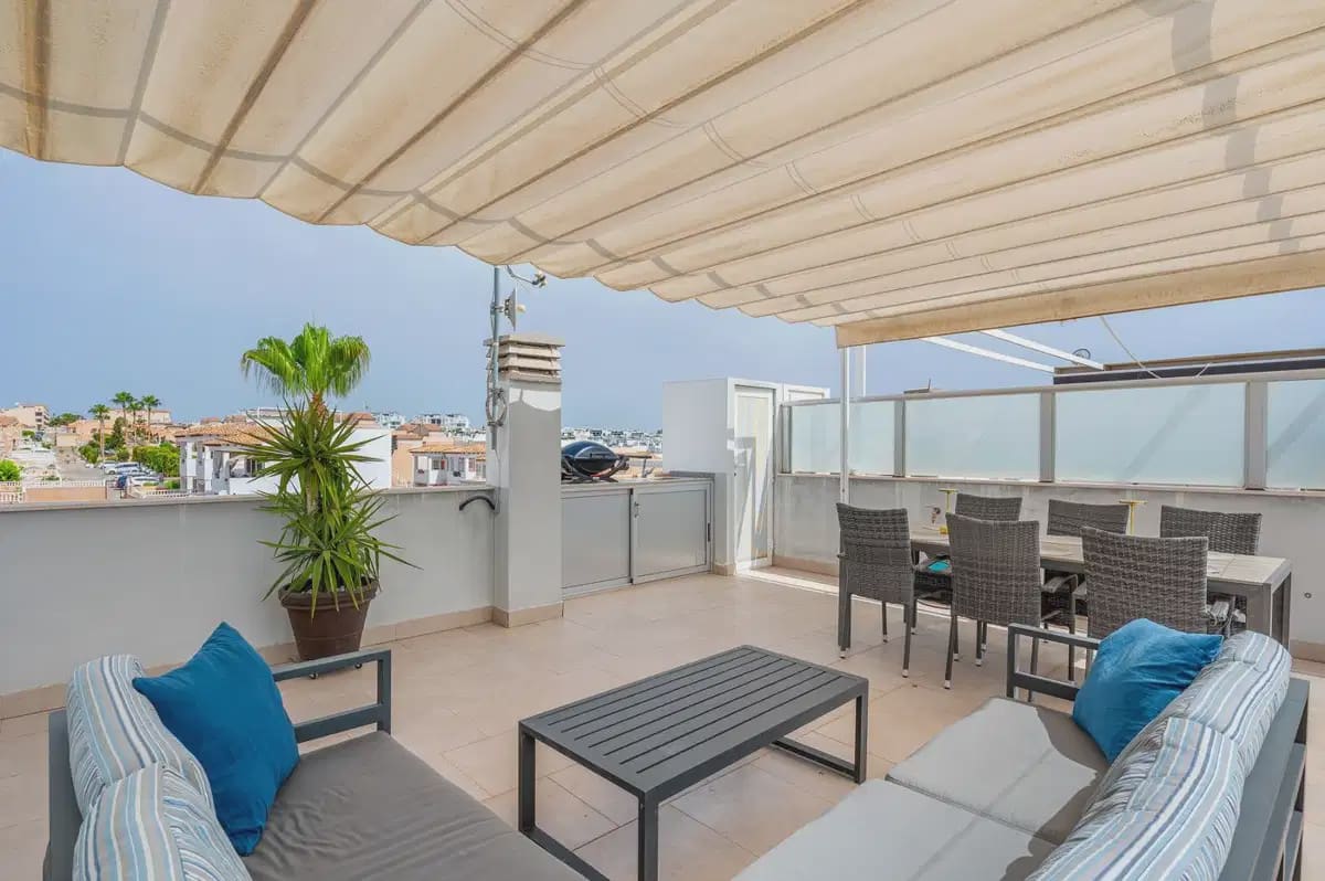 2 slaapkamer Huis te koop in Orihuela Costa met zwembad garage - € 289.000 (Ref: 10163704)