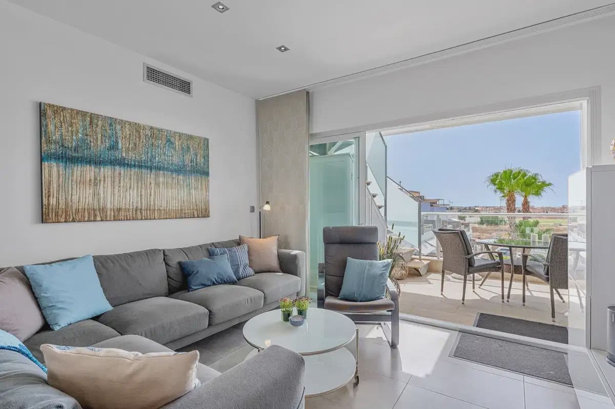 2 slaapkamer Huis te koop in Orihuela Costa met zwembad garage - € 289.000 (Ref: 10163704)