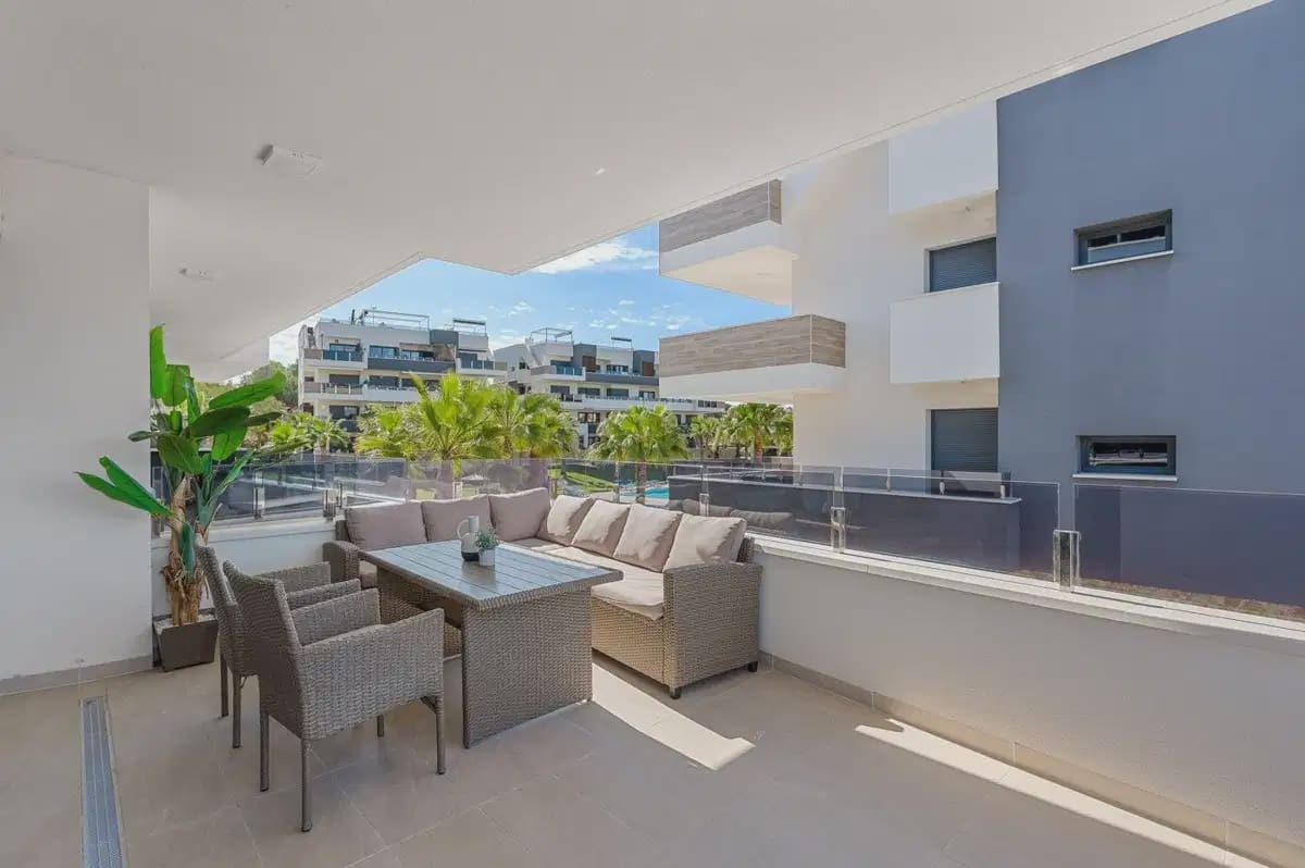 2 soveværelse Lejlighed til salg i Los Altos med swimmingpool garage - € 287.500 (Ref: 10163705)