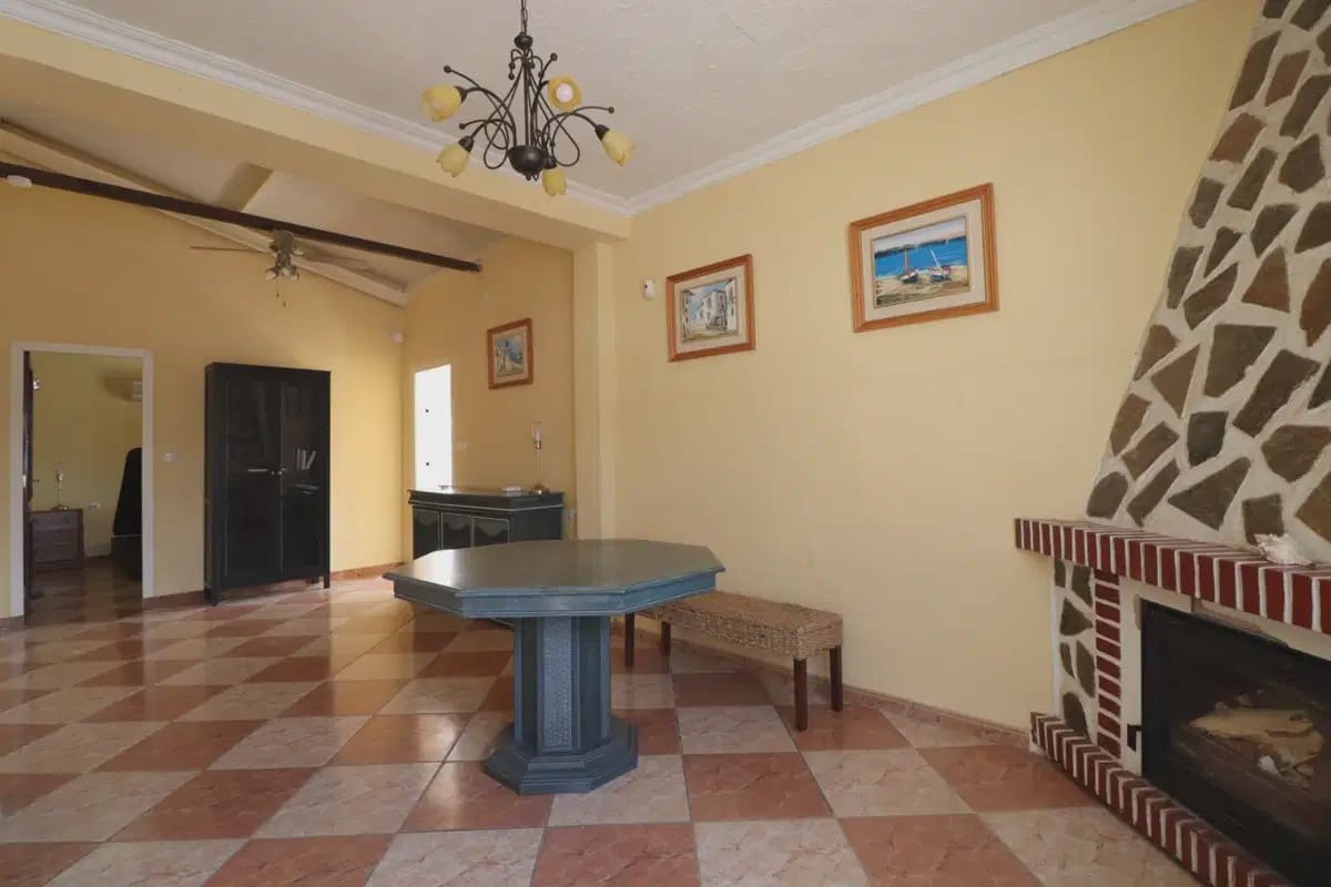 4 soverom Villa til salgs i Heredades med garasje - € 289 000 (Ref: 10163708)