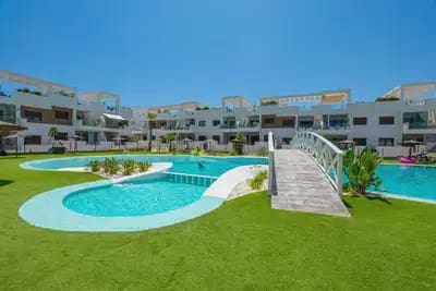 2 Zimmer Apartment zu verkaufen in Los Balcones mit Pool Garage - 289.000 € (Ref: 10163710)