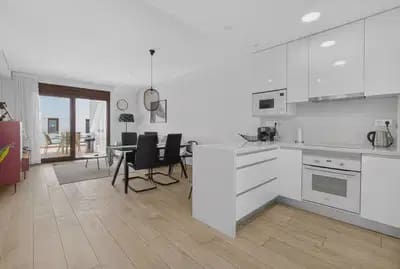 2 Zimmer Apartment zu verkaufen in Los Balcones mit Pool Garage - 289.000 € (Ref: 10163710)