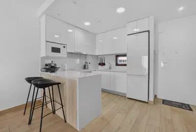 2 Zimmer Apartment zu verkaufen in Los Balcones mit Pool Garage - 289.000 € (Ref: 10163710)