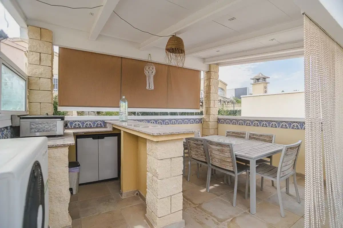 3 Zimmer Villa zu verkaufen in San Fulgencio mit Pool Garage - 288.000 € (Ref: 10163713)