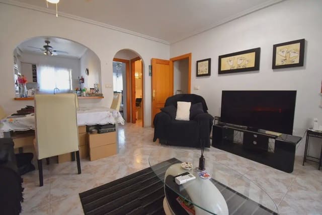 4 makuuhuone Omakotitalo myytävänä paikassa Playa Flamenca, Orihuela mukana uima-altaan 
autotalli - 290 000 € (Ref: 10163718)