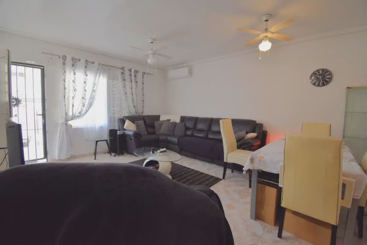 4 sovrum Hus till salu i Playa Flamenca med pool garage - 290 000 € (Ref: 10163718)