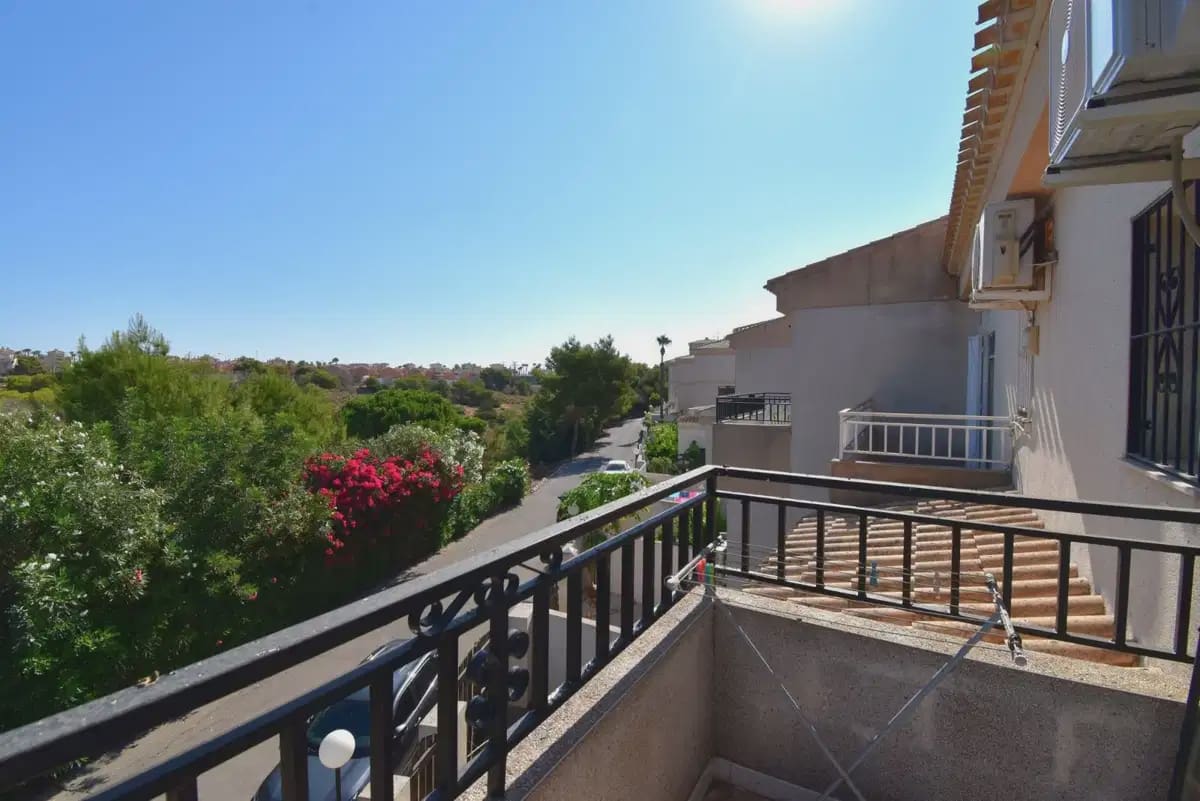 4 sovrum Hus till salu i Playa Flamenca med pool garage - 290 000 € (Ref: 10163718)