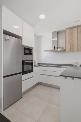 2 soveværelse Lejlighed til salg i Villamartin, Orihuela med swimmingpool garage - € 299.000 (Ref: 10163719)