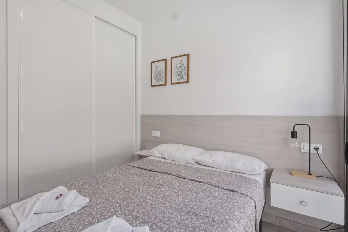 Apartamento de 2 habitaciones en Villamartin en venta con piscina garaje - 299.000 € (Ref: 10163719)