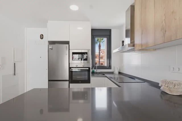 2 soveværelse Lejlighed til salg i Villamartin, Orihuela med swimmingpool garage - € 299.000 (Ref: 10163719)