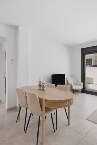 2 soveværelse Lejlighed til salg i Villamartin, Orihuela med swimmingpool garage - € 299.000 (Ref: 10163719)