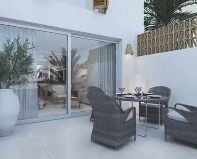 Villa for sale in Rafol de Almunia with pool garage - € 289,000 (Ref: 10163722)