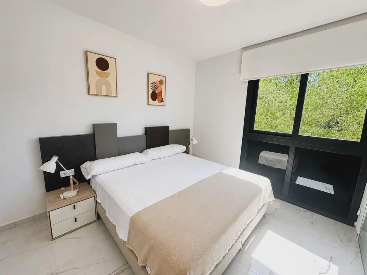 2 soverom Leilighet til salgs i Los Altos med svømmebasseng garasje - € 287 000 (Ref: 10163736)