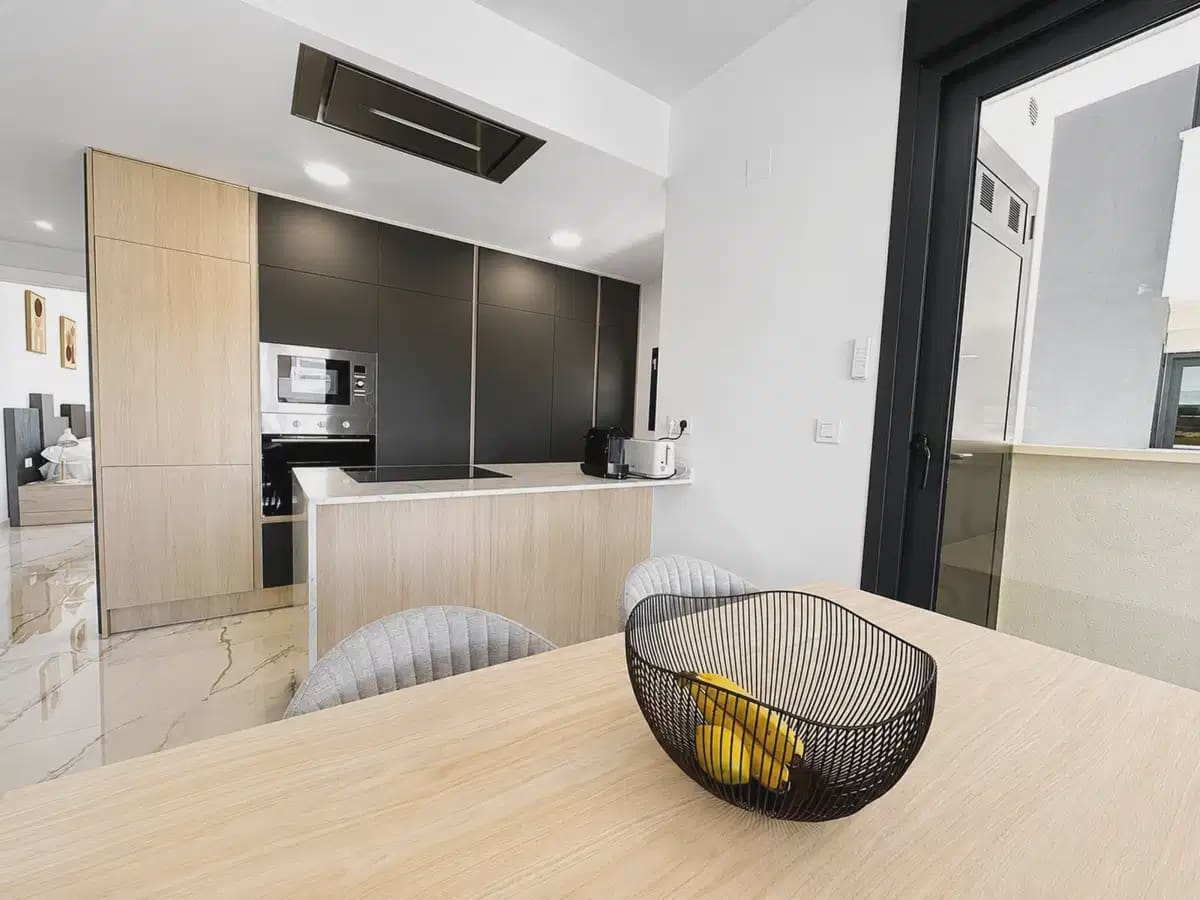 2 soverom Leilighet til salgs i Los Altos med svømmebasseng garasje - € 287 000 (Ref: 10163736)
