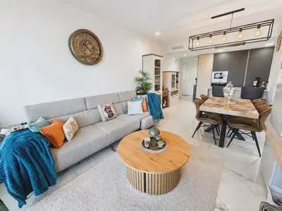 2 soverom Leilighet til salgs i Los Altos med svømmebasseng garasje - € 288 900 (Ref: 10163737)