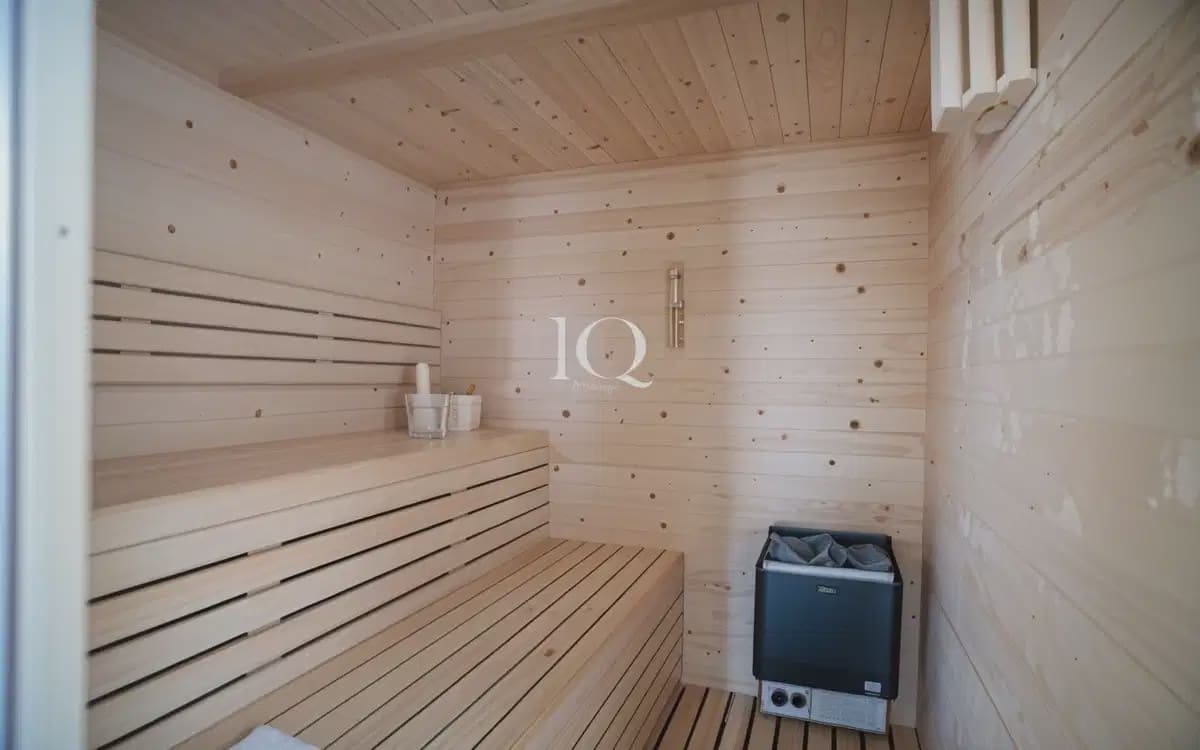 2 soverom Leilighet til salgs i Los Altos med svømmebasseng garasje - € 288 900 (Ref: 10163737)